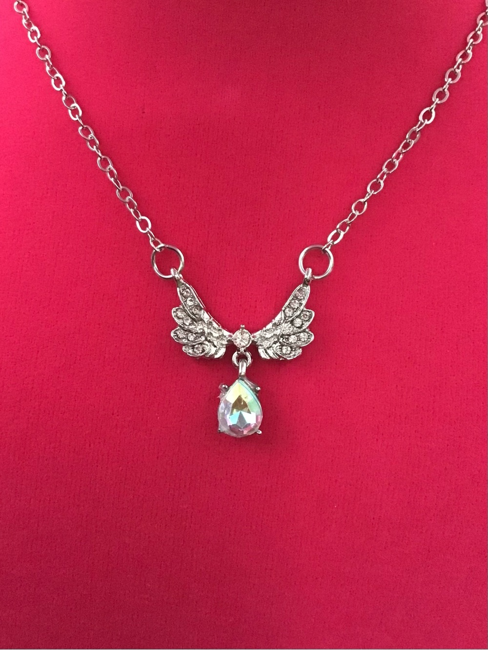 Rhinestone Wings Necklace